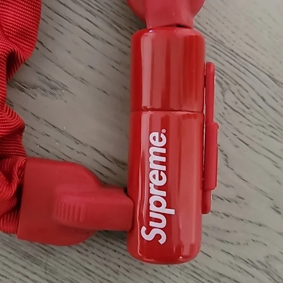 Supreme Kryptonite Lock - Picture 3 of 4